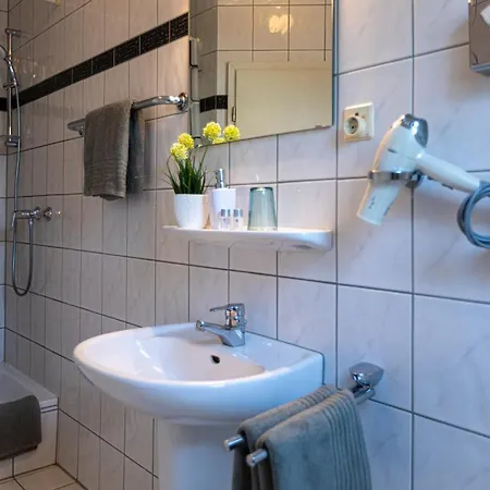 St. Peter 酒店 多尔马根